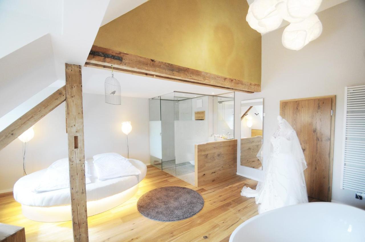 Hotel Waldvogel Leipheim Bagian luar foto